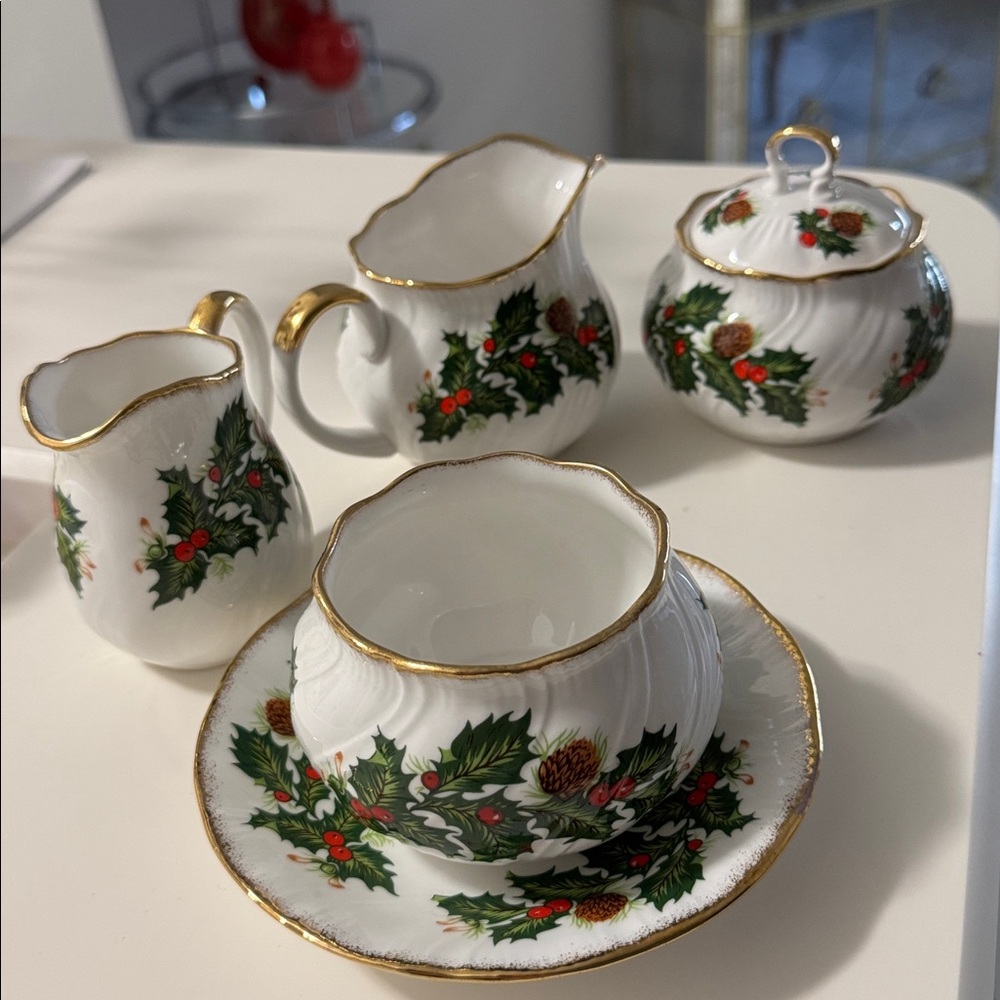 Festive Holiday 5 piecesTea Set with Gold Accents